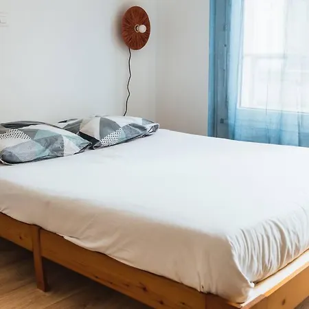 Apartment Center Rue Zola : Space And Comfort *