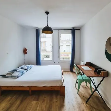Apartment Center Rue Zola : Space And Comfort *